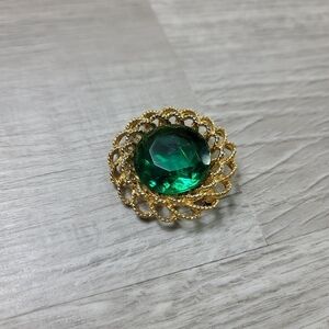 Vintage Emerald Costume Brooch Pin